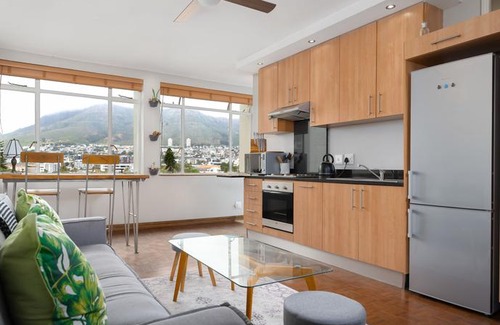 Cape Town City Centre Apartment | 66 Keerom 715