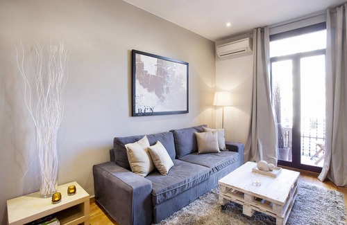 Sant Antoni Apartment | 66 m² Apartment ∙ 2 bedrooms ∙ 4 guests