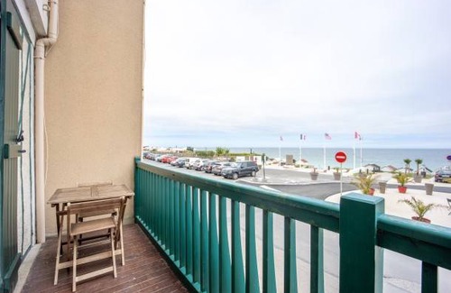Luc-sur-Mer Apartment | 68 m² Apartment ∙ 2 bedrooms ∙ 5 guests