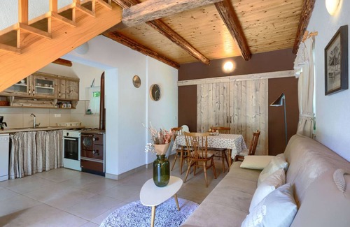 Bubani House | 68 m² House ∙ 2 bedrooms ∙ 4 guests