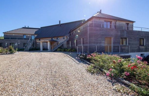 Jouy-le-Potier House | 69 m² House ∙ 2 bedrooms ∙ 4 guests