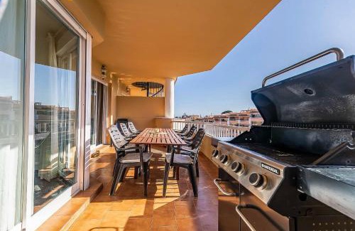 Torreblanca Apartment | 69-Penthouse Apartment with Views in Torreblanca, Fuengirola
