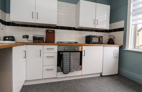 Bare Cottage | 6A ELMS ROAD, pet friendly, country holiday cottage in Morecambe