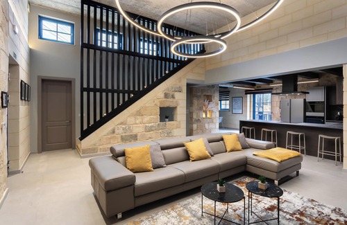 Zejtun Villa | 6Teen: Your New Modern Getaway