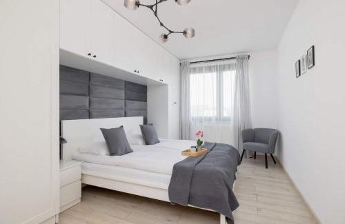 Pradnik Bialy Apartment | 6th Floor Apartment in Cracow by Noclegi Renters