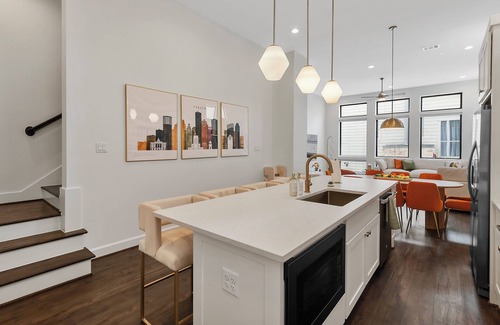 Washington Ave./ Memorial Park House | 7 Bedroom 7 Bathroom Luxury Houston Home with Rooftop Downtown Skyline View!