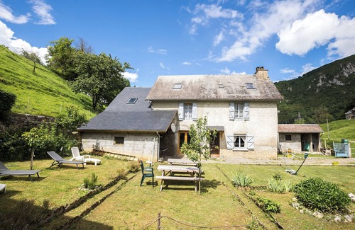 Beaudean House | 7-bedroom gite for up to 12 people
