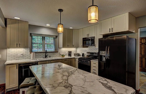 Eagle River House | 7 Bedroom house rental at Wild Eagle Lodge