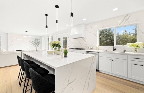 Gresham Villa | 7-Bedroom Villa in Fantastic Gresham with w/Pool, Hot Tub & Sauna