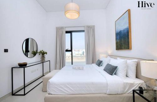 Jebel Ali Apartment | 7 By Aurora 110