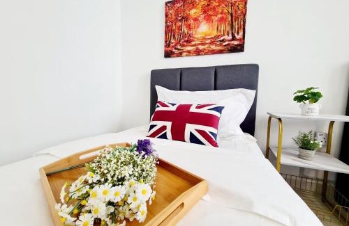 Bandar Puchong Jaya Apartment | 7 Guest Chill 3 Room Koi Kinrara Suite, IOI Puchong, Bukit Jalil Pavilion, Bukit Jalil Stadium, Sunway Pyramid, Sunway Lagoon