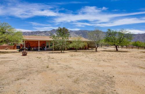 Catalina House | 7 Mi to Catalina State Park Home with Mountain View