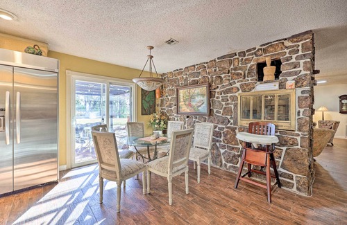 Rogers Villa | 7 Mi to Lake: Expansive Rogers Villa w/Pond!