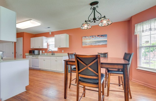 Little River House | 7 Mi to Myrtle Beach: Family-Friendly Home w/Yard