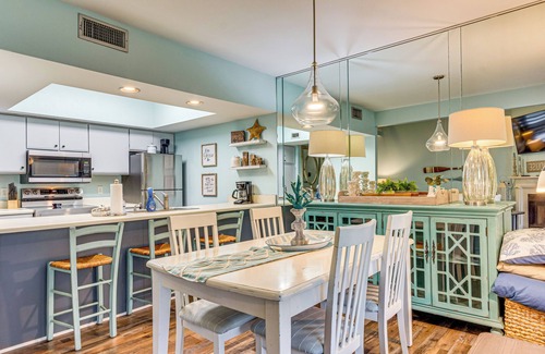 Orange Beach House | 7 Mi to The Wharf: Gem w/Beach Access