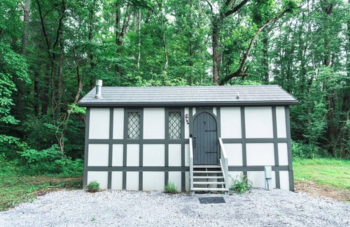 Sevierville House | #7 Tilly - Tiny Home Cottage