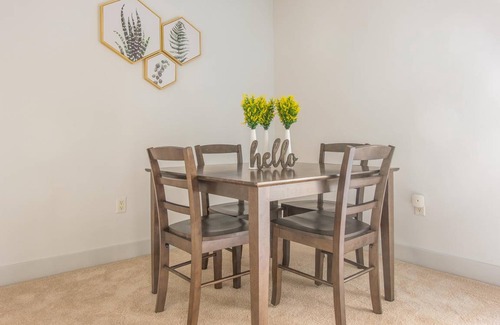 Historic Third Ward Apartment | 70 m² Apartment ∙ 1 bedroom ∙ 2 guests