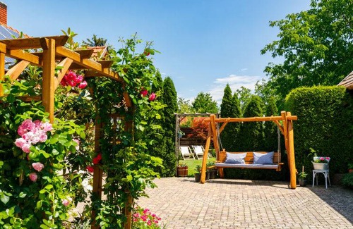 Balatonszemes Apartment | 70 m² Apartment ∙ 2 bedrooms ∙ 5 guests