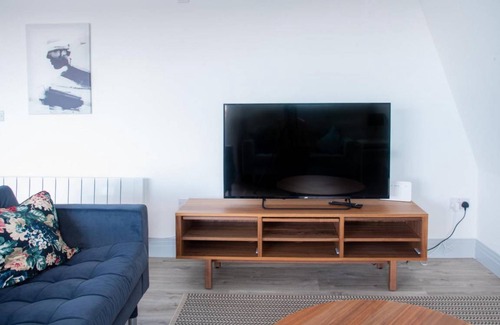 Brondesbury Park Apartment | 70 m² Apartment ∙ 2 bedrooms ∙ 4 guests