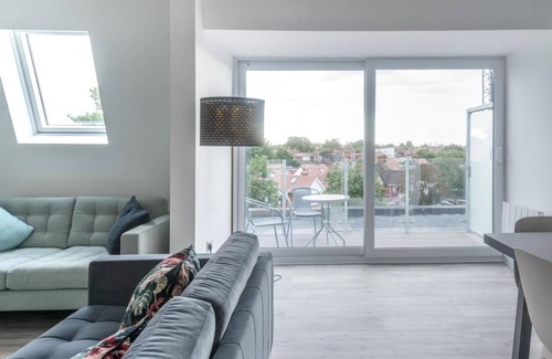 Brondesbury Park Apartment | 70 m² Apartment ∙ 2 bedrooms ∙ 4 guests
