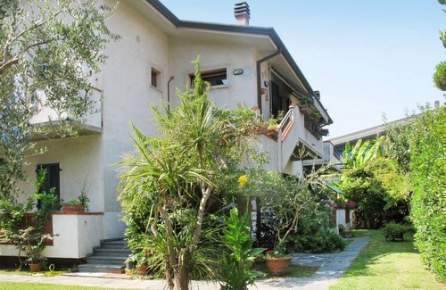 Marina di Massa Apartment | 70 m² Apartment ∙ 2 bedrooms ∙ 4 guests