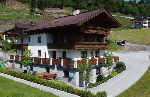Schwendau Apartment | 70 m² Apartment ∙ 3 bedrooms ∙ 6 guests