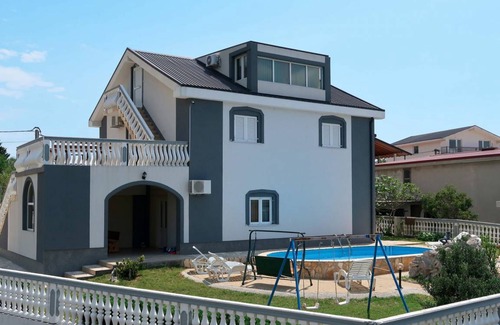 Cesarica Apartment | 70 m² Apartment ∙ 3 bedrooms ∙ 6 guests