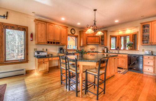 Wilmington House | 7000 Sq.ft. Luxury Log Estate with 10BR, Pool, Game House, Hot Tub & Lake Access