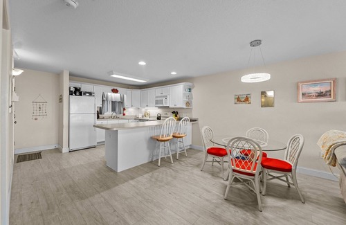 Rodanthe Condo | 7081- Sea View, Oceanfront condo in Rodanthe!