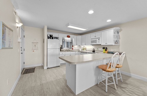 Rodanthe Condo | 7081- Sea View, Oceanfront condo in Rodanthe!