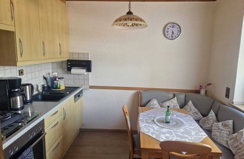 Zweckel Apartment | 70qm 3,5 Zimmer Wohnung mit Balkon Nähe Movie Park Veltins Arena