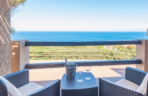 Costa Paradiso Other | 75 m² Accommodation ∙ 2 bedrooms ∙ 6 guests