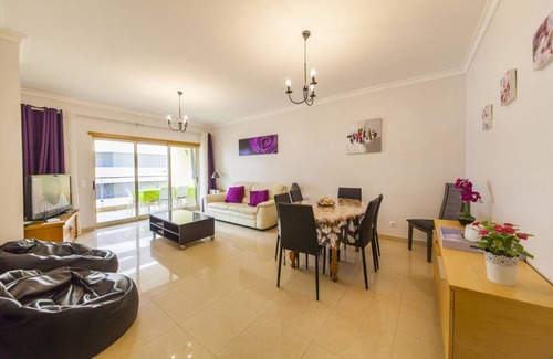 Lagos Apartment | 75 m² Apartment ∙ 2 bedrooms ∙ 4 guests