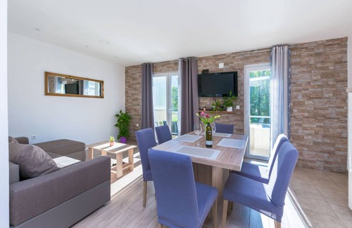 Omis Apartment | 75 m² Apartment ∙ 2 bedrooms ∙ 6 guests