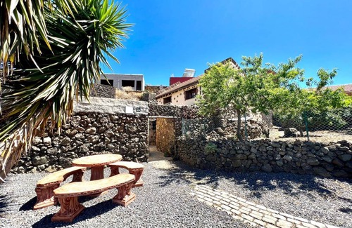 Isora Cottage | 75 m² Cottage ∙ 2 bedrooms ∙ 6 guests
