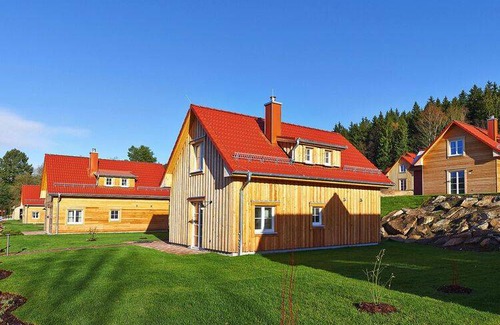 Mandelholz House | 75 m² House ∙ 2 bedrooms ∙ 4 guests