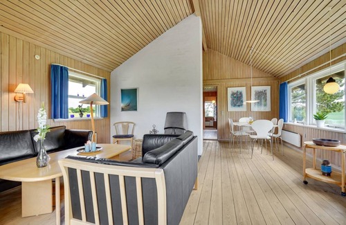 Skastrup Strand House | 75 m² House ∙ 3 bedrooms ∙ 6 guests
