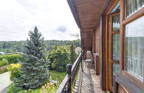 Borowna Other | 750 m² Accommodation ∙ 6 bedrooms ∙ 12 guests