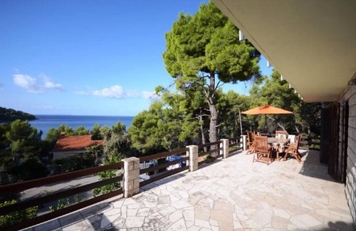 Brna Apartment | 78 m² Apartment ∙ 2 bedrooms ∙ 4 guests