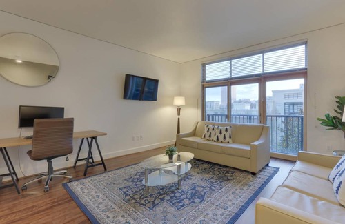 Pearl District Apartment | 79 m² Apartment ∙ 1 bedroom ∙ 3 guests