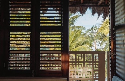 Calderitas Villa | 7BR Beautiful Waterfront Villa - Perfect Getaway