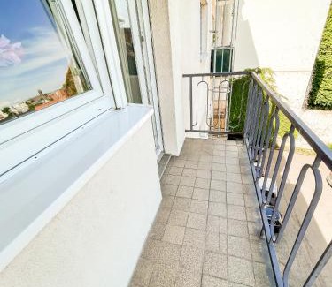 Am Staden Apartment | 7Seas Ctiy-Apartment Saarbrücken l NETFLIX l Balkon l 24-7 Check-In