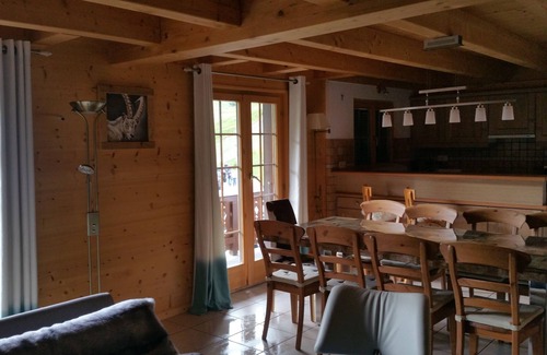 Val d'Illiez Apartment | 8-9 person apartment