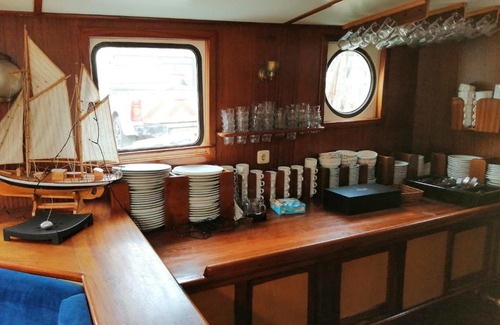 Harlingen House | 8 bedrooms property with city view and wifi at Harlingen