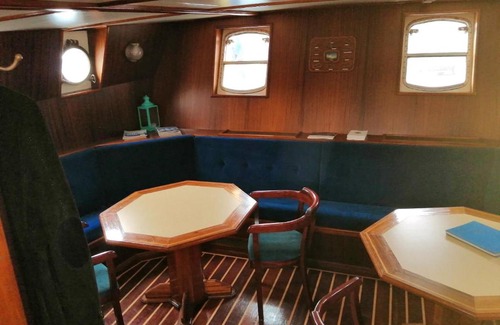 Harlingen House | 8 bedrooms property with city view and wifi at Harlingen