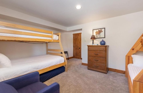 Crown House | 8 Crown Drive by Summit County Mountain Retreats