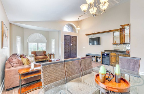 Mary Esther Cottage | 8 Mi to Beach: Home in Mary Esther