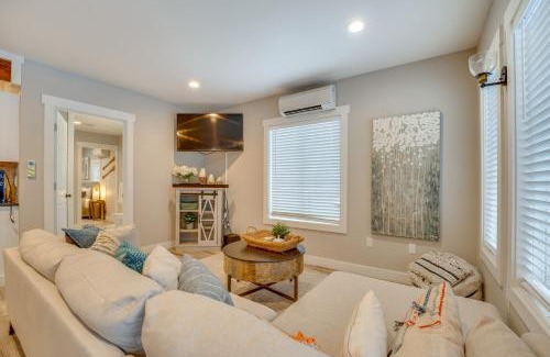 Chelan House | 8 Mi to Echo Valley Ski Area Home with Hot Tub!