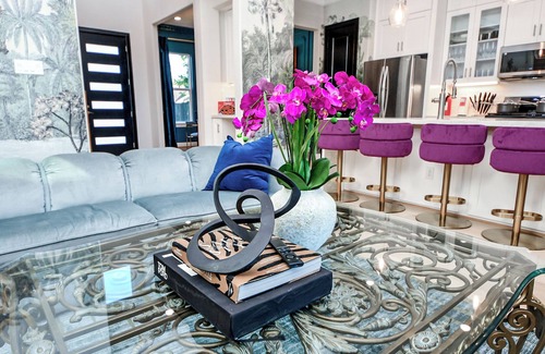 Southeast Houston House | 8 minutes to Downtown! 5BR New Build w/HotTub, Gazebo & Game Lounge w/PoolTable