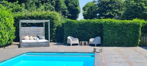 Winssen Apartment | 8 person apartment with heated swimmingpool Hoek van Winssen